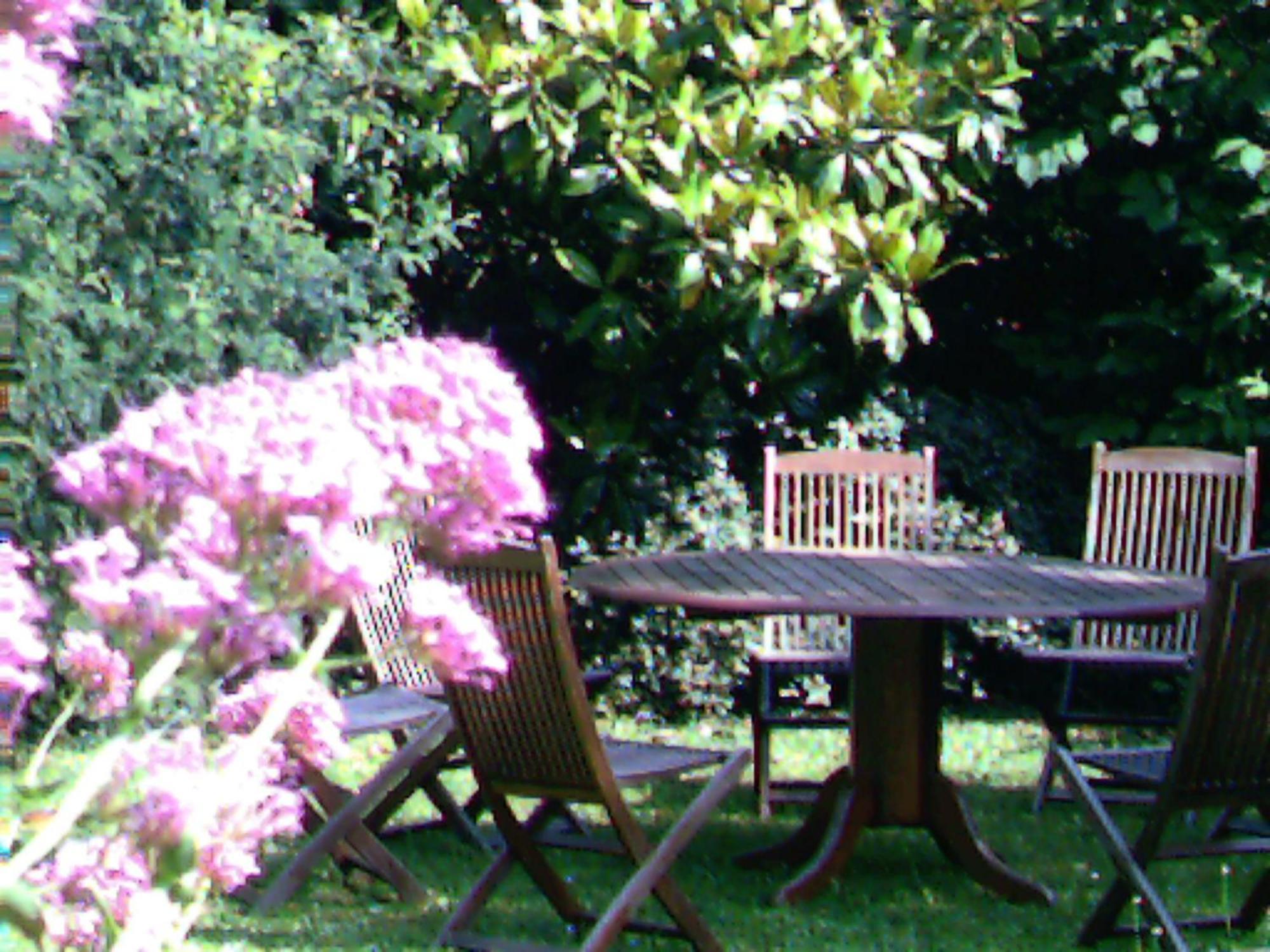 La Tour Des Laudes Bed & Breakfast Breuil-Barret Екстериор снимка